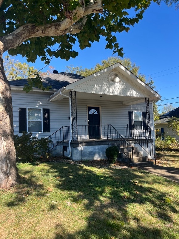 Primary Photo - 104 Park Ave