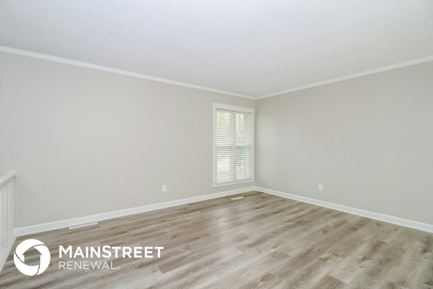 Building Photo - 1109 Village Oak Dr NW