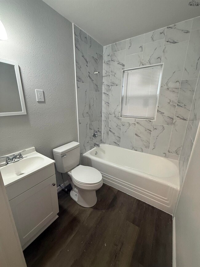 Building Photo - 3102 Ave K