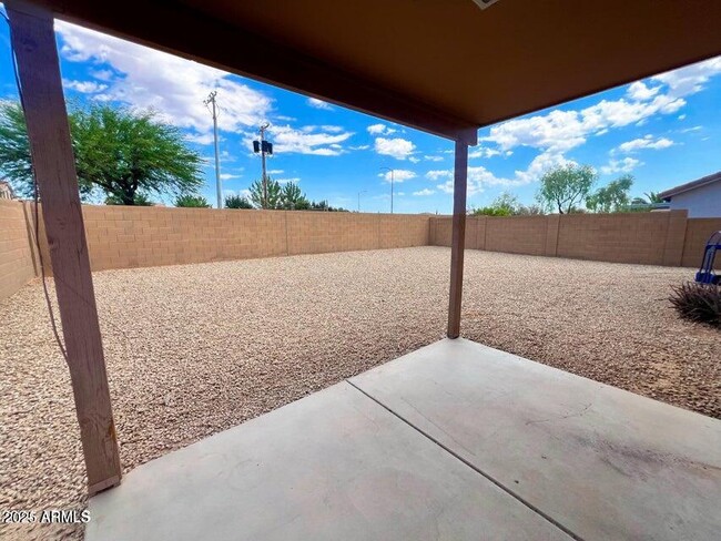 Building Photo - 17514 W Caribbean Ln