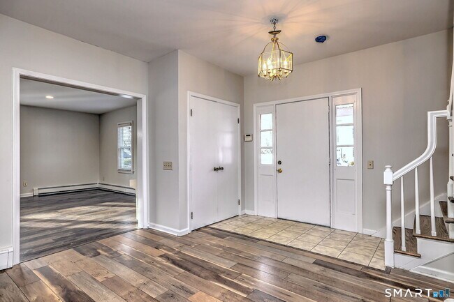 Building Photo - 5160 Madison Ave