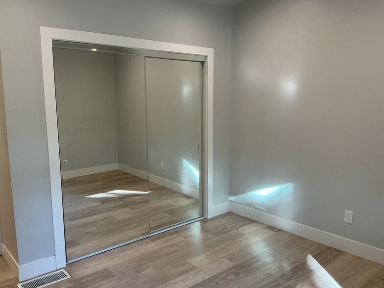 Building Photo - 545 Brush Creek Rd