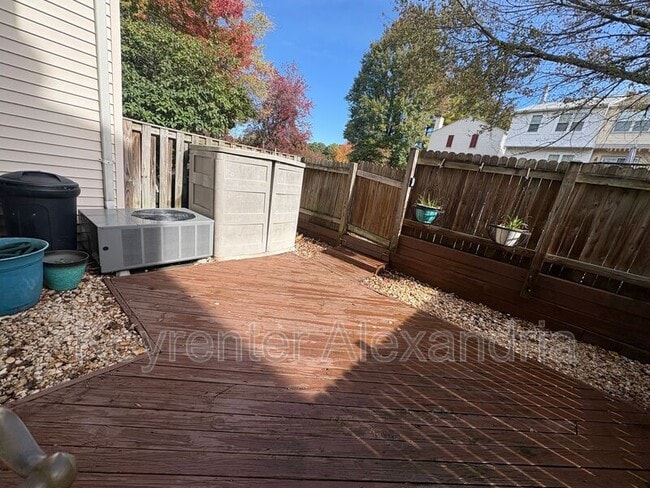 Building Photo - 5822 Bridgetown Ct