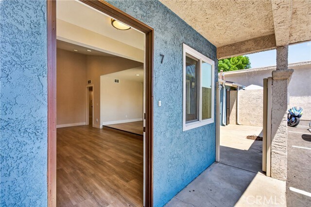 Building Photo - 8416 Burnet Ave
