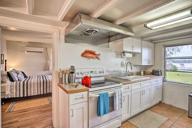 Building Photo - 1630 17th St NW