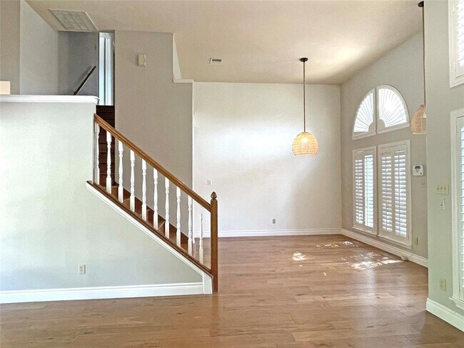 Building Photo - 8300 Pommel Cove