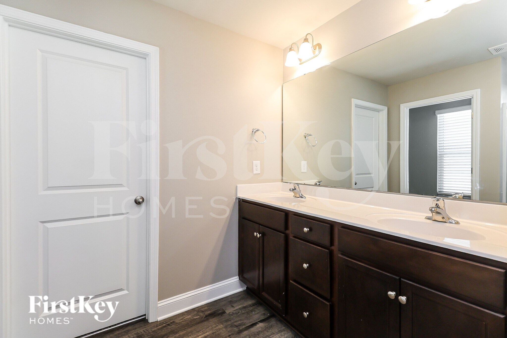 Building Photo - 5517 Cobblestone Glen Dr