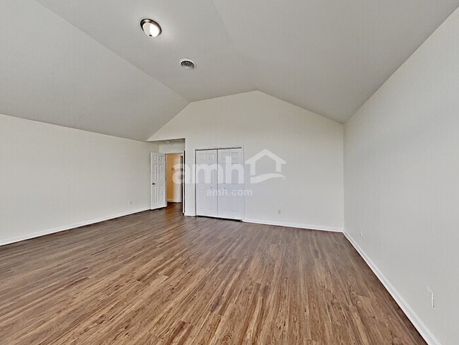 Building Photo - 134 Braxton Park Ln