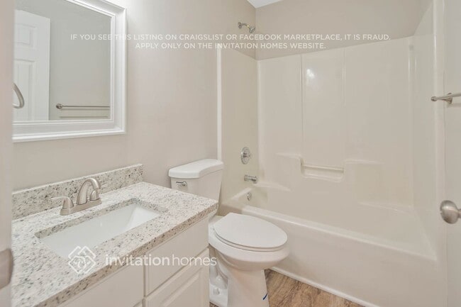 Building Photo - 10437 Roundleaf Dr