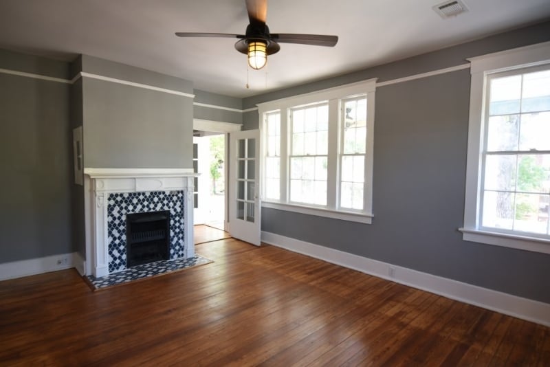 Building Photo - 900 E Park Ave