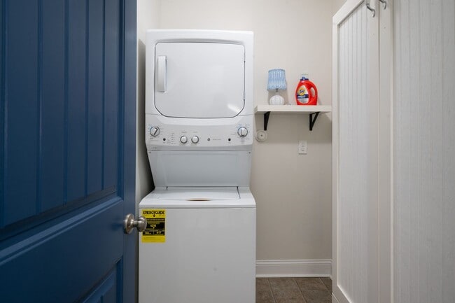 Building Photo - PLAN AND SECURE YOUR WINTER GETAWAY NOW, W...