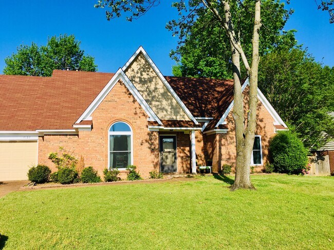 Primary Photo - 4127 Meadow Field Ln