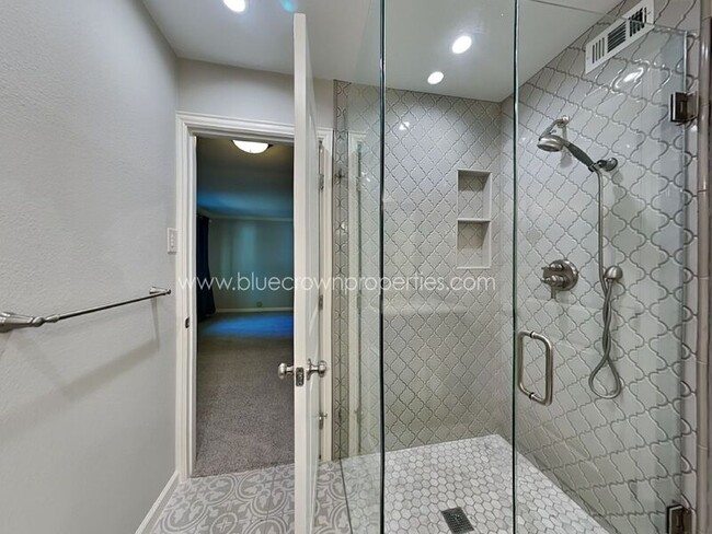 Building Photo - 3429 18th St
