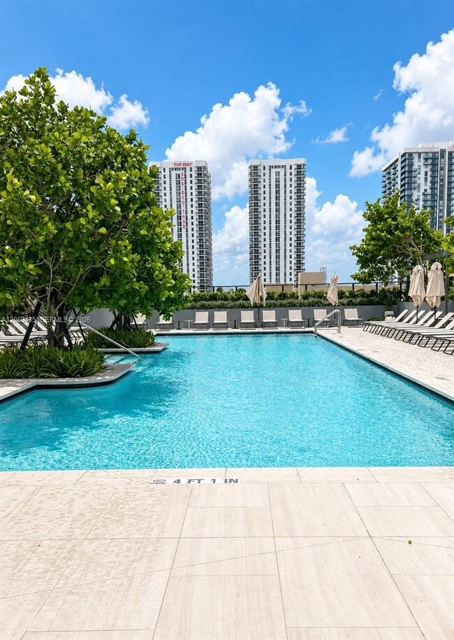 Building Photo - 1400 Biscayne Blvd