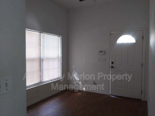 Building Photo - 1644 NW 4th St