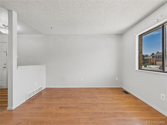Building Photo - 904 S Uravan St