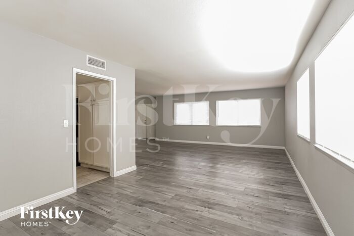Building Photo - 3763 E Hacienda Ave