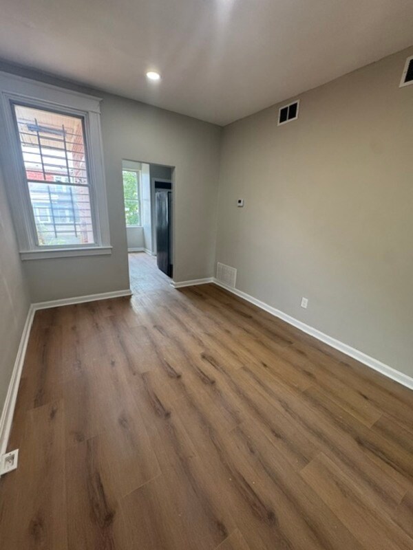 Building Photo - 2547 Park Heights Terrace