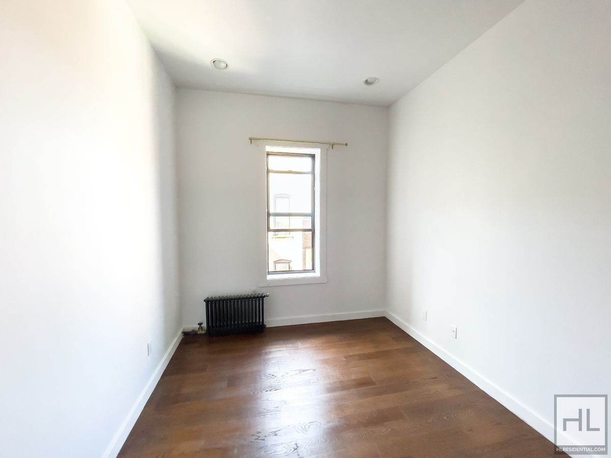 Building Photo - EASTERN PARKWAY / 2-Bed 1 Bath