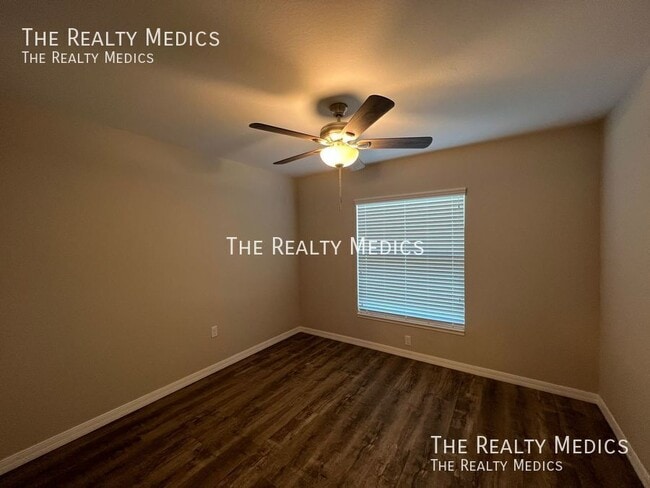 Building Photo - 14635 SW 25th Terrace