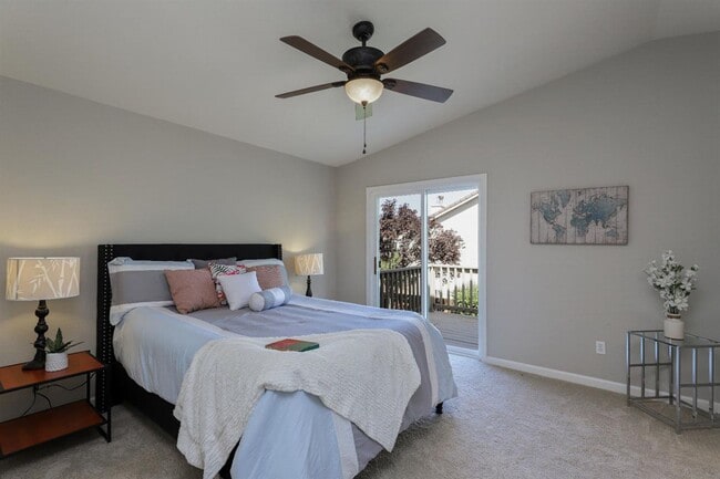 Building Photo - The home we have been looking For !