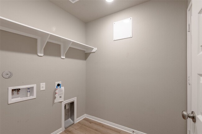 Building Photo - 3722 Sage Ln