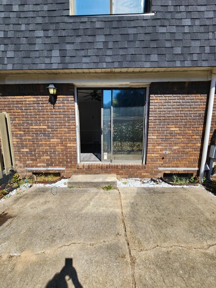 Building Photo - 1122 Sunford Ave SE