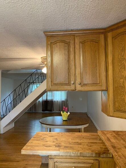 Building Photo - 62 Oakmont Dr