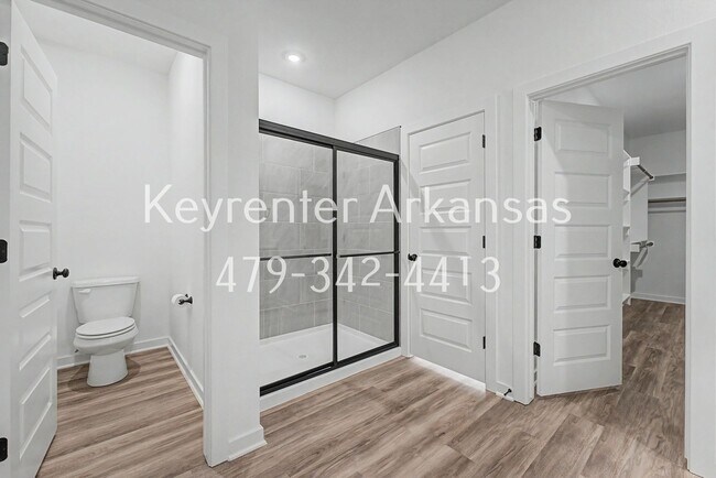 Building Photo - 407 W Taverner Xing