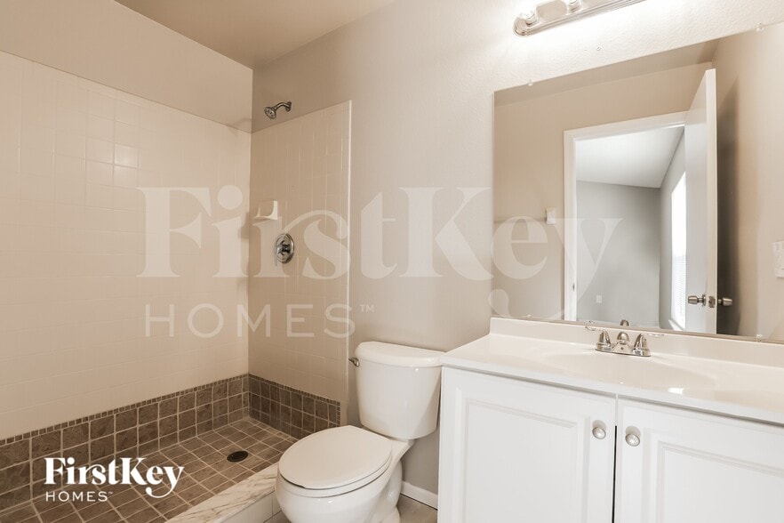 Building Photo - 3813 Sugar Creek Ct