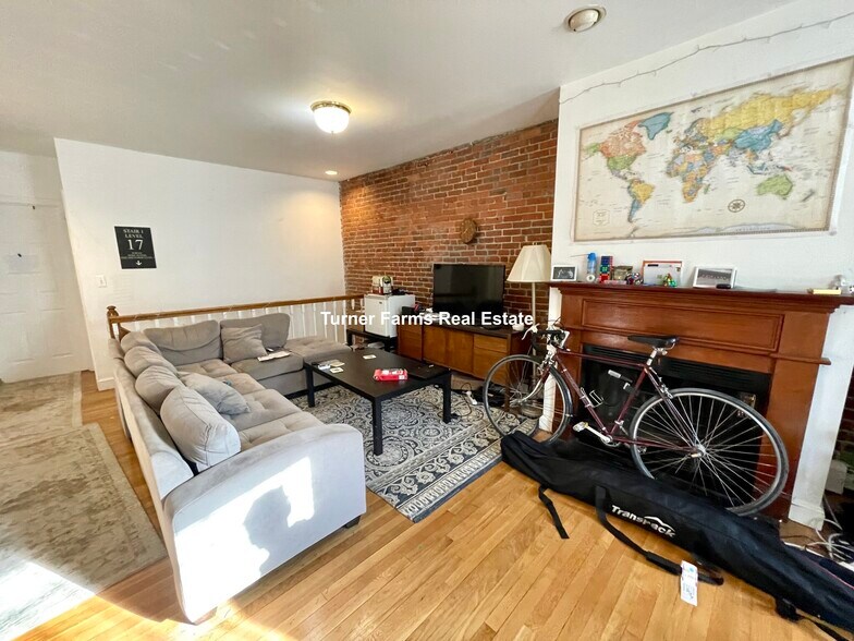 Building Photo - 480 Massachusetts Ave