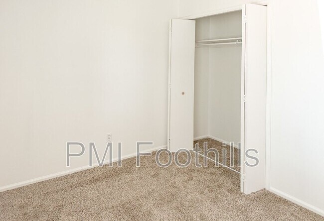 Building Photo - 8460 Everett Way
