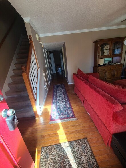 Building Photo - 5004 Falling Creek Ln