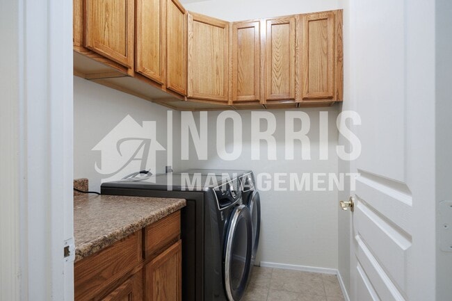 Building Photo - Beautiful Two Story Home Available Now!