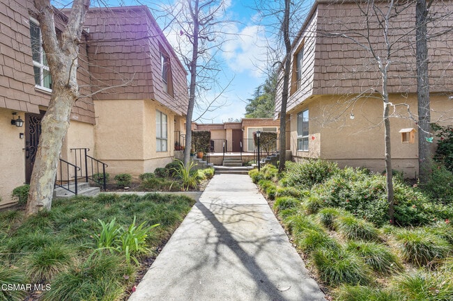 Building Photo - 4021 Yankee Dr