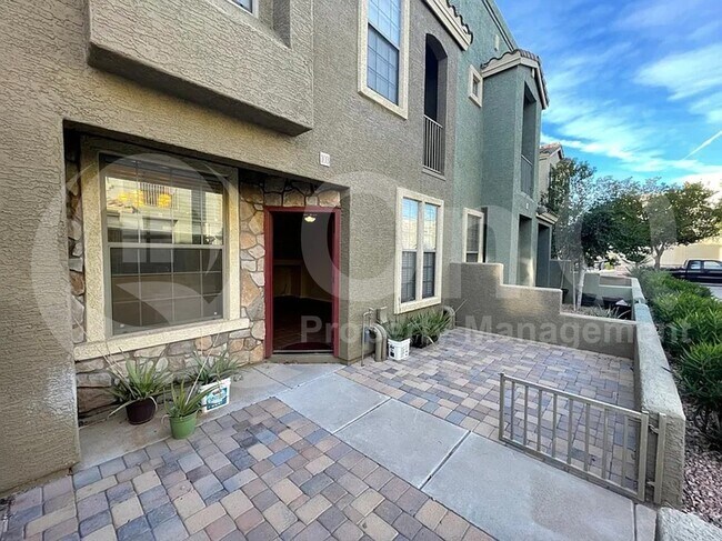 Building Photo - 6710 E University Dr