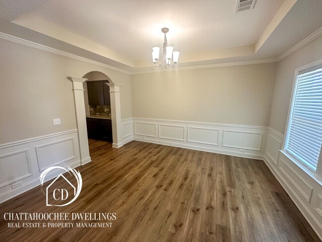 Building Photo - 166 Red Oak Pl