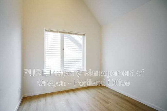 Building Photo - 5685 N Willamette Blvd