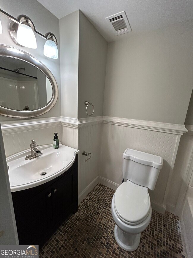 Building Photo - 5715 Red Maple Trce