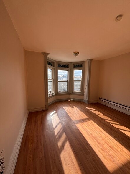 Building Photo - 919 N 12th St