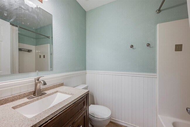 Building Photo - 6710 Waterlilly Dr