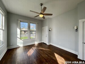 Building Photo - 506 W Drexel Ave