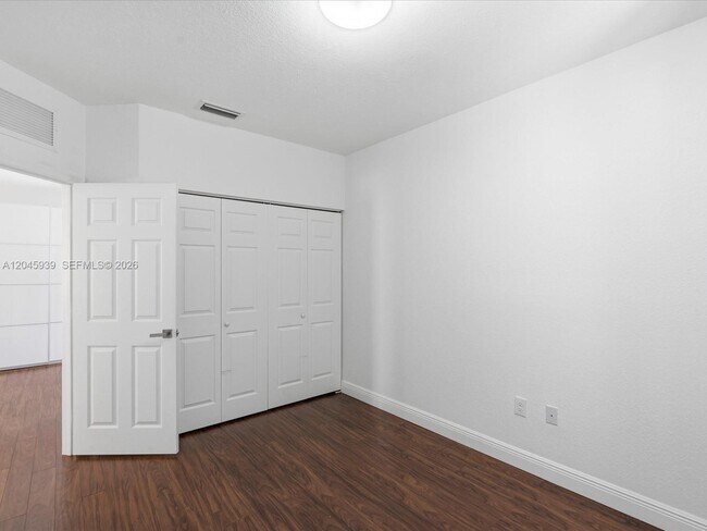 Building Photo - 11274 NW 43rd Terrace