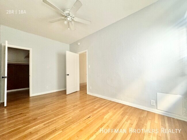 Building Photo - 402 N Genesee Ave