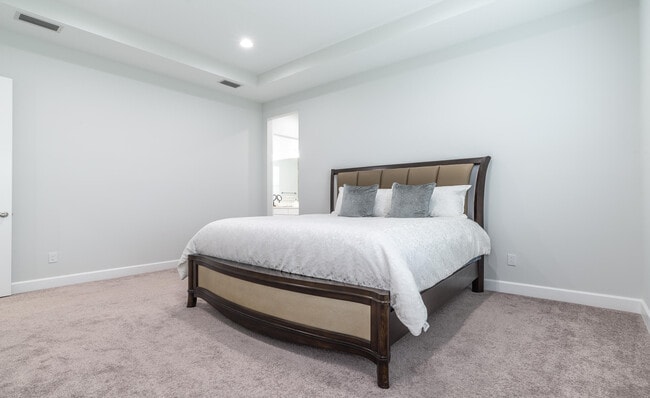 Building Photo - 15145 Cameo Ct