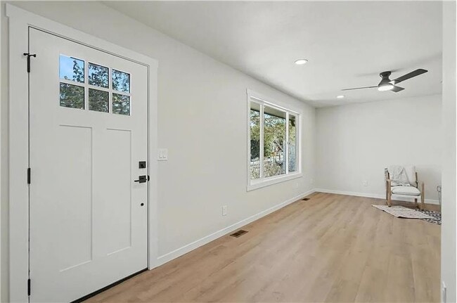 Building Photo - 2312 N 7th St