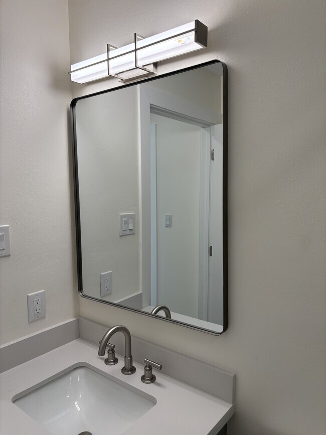 Building Photo - 17 N Tupelo Cir