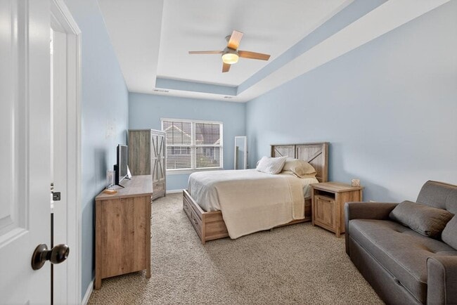 Building Photo - 256 Valley Xing