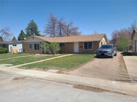 Building Photo - 1312-1314 Castlerock Drive