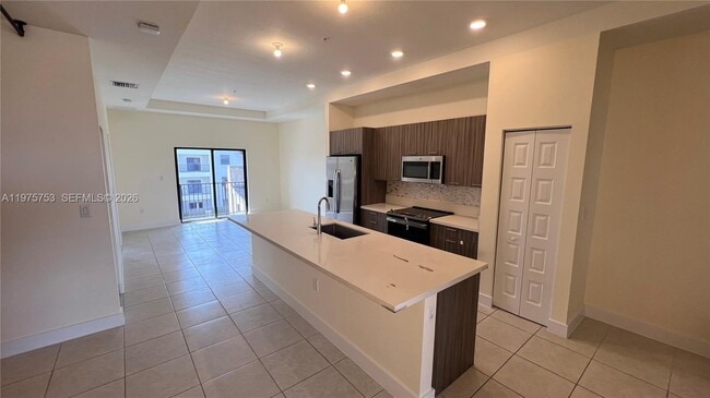 Building Photo - 7915 NW 104th Ave